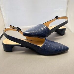 NAVY CROC EMBOSSED SLING BACK SHOES